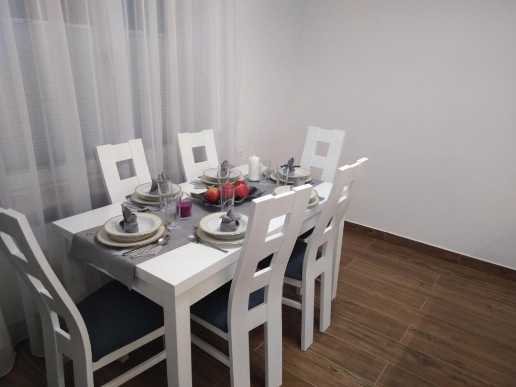 Apartament Zielony Przyladek Brwinow Extérieur photo